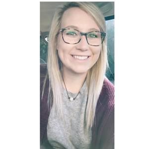 Meet your Posher, Alayna